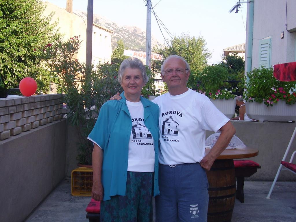 Guest House Darinka Draga Bašćanska Eksteriør bilde